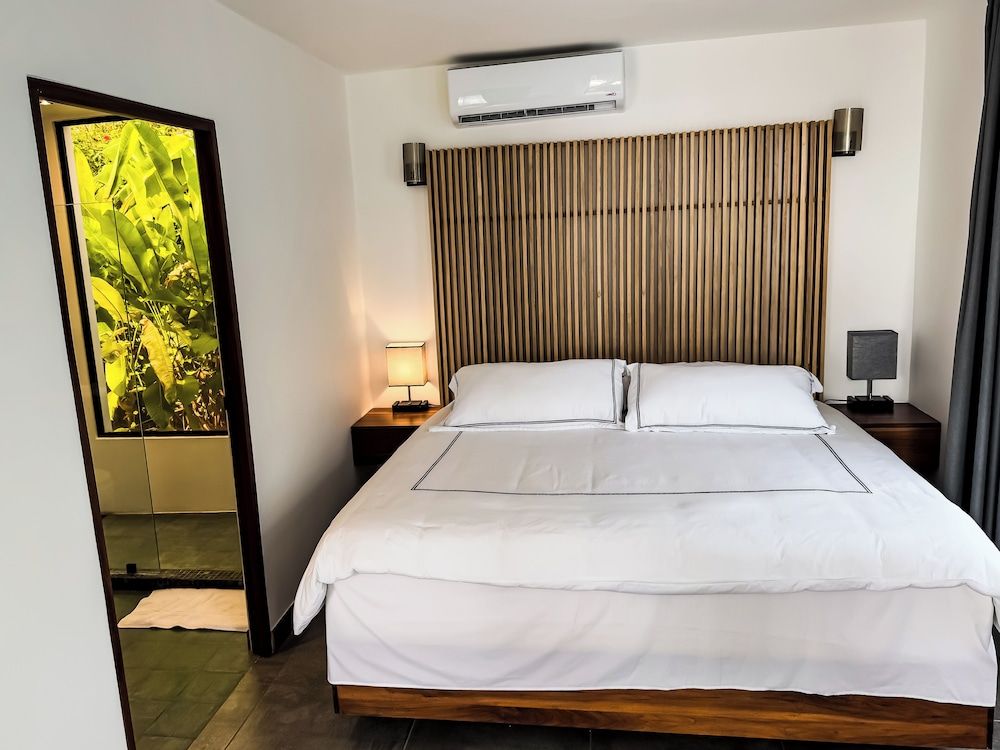 The Bohemian Lagarto Deluxe Studio Suite, Multiple Beds, Beach View 7