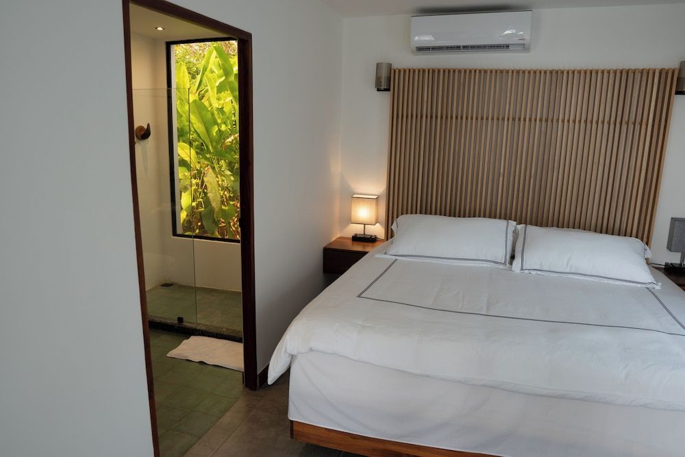 The Bohemian Lagarto Deluxe Studio Suite, Multiple Beds, Beach View 5