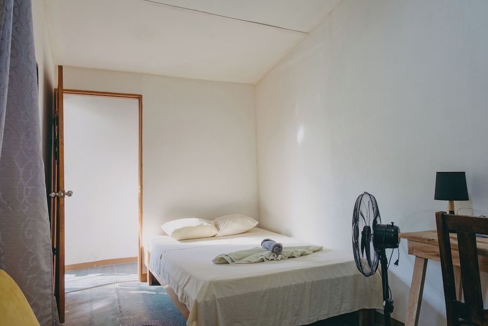 Basic Triple Room, Garden View