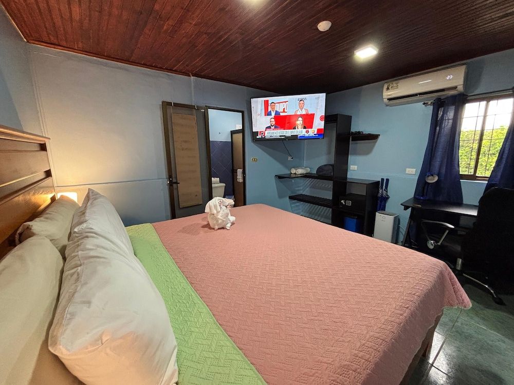 Pura Vida Aparment - Downtown La Fortuna Standard Apartment 4