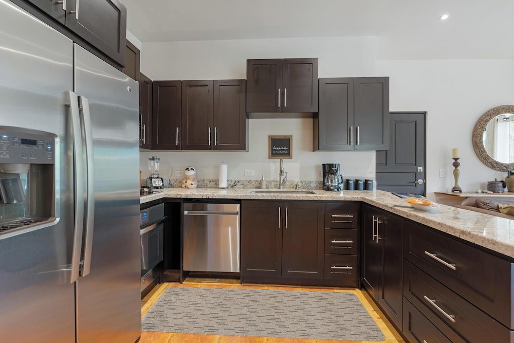 Suite 4 - Sloth Pool&Beach 3 BR Condo
