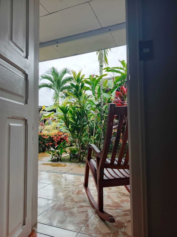 Arenal Hostel Resort Standard Double Room 4