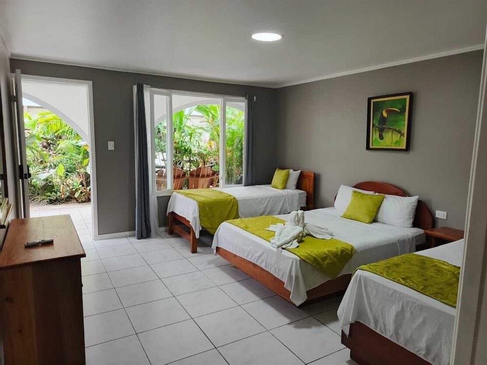 Deluxe Quadruple Room