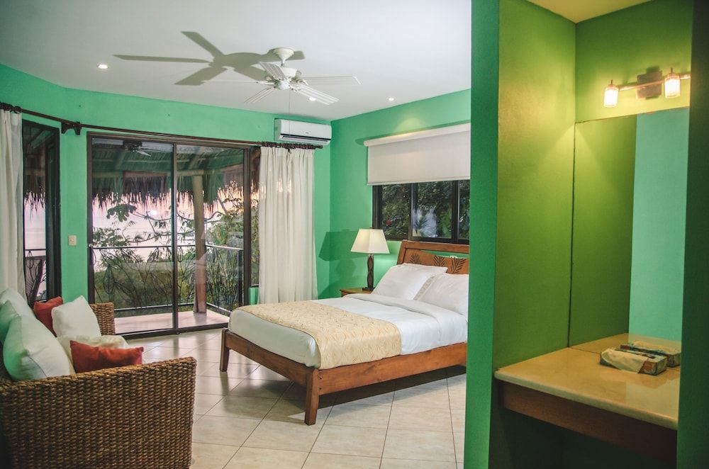 Exclusive House, Multiple Bedrooms, Private Pool, Ocean View