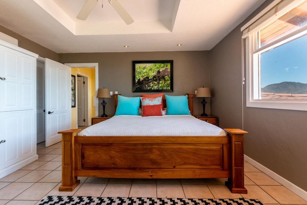 House, 6 Bedrooms, Ocean View