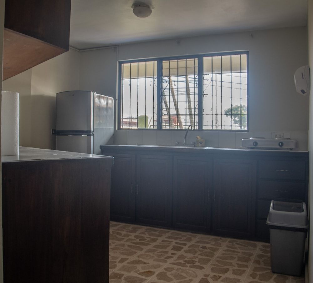 Las Carmelas, Airport Juan Santamaría, Alajuela, San José Room 12