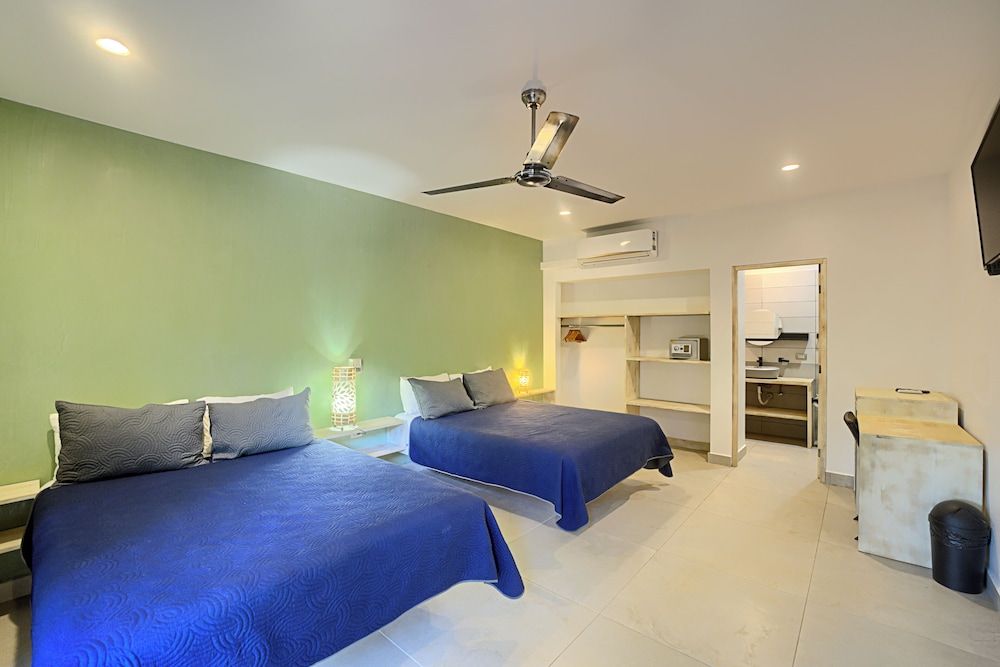 Casa Nahua Hotel in Tamarindo Deluxe Double Room 2