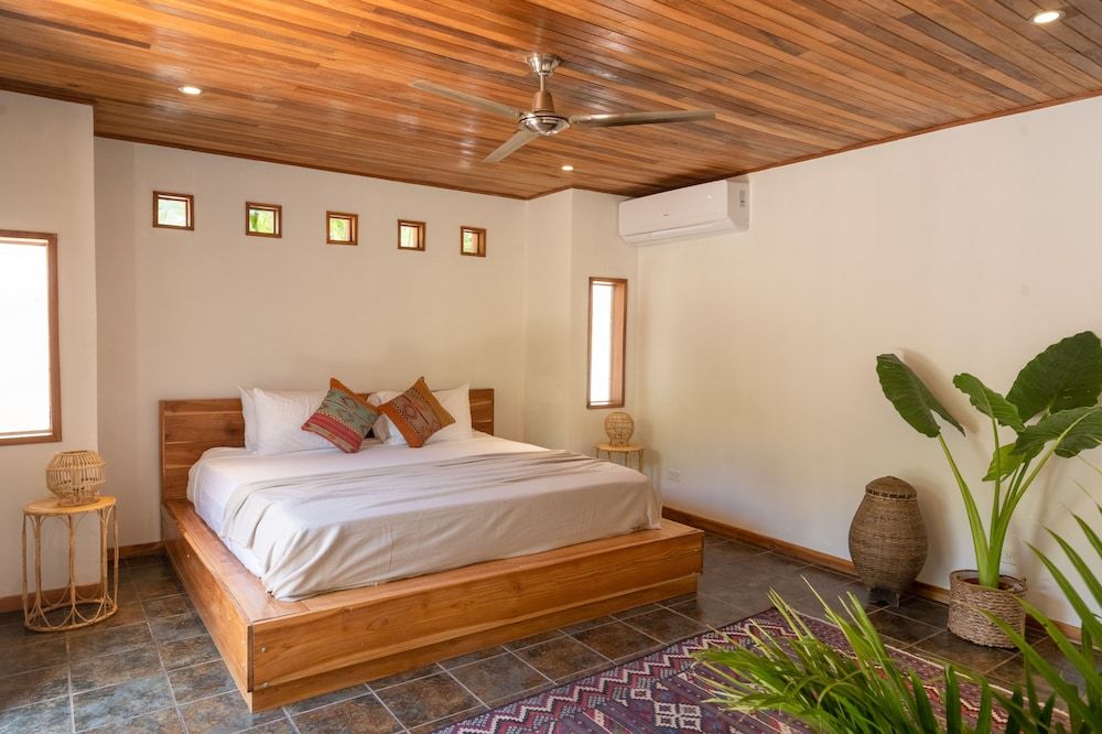 Deluxe Double Room Single Use
