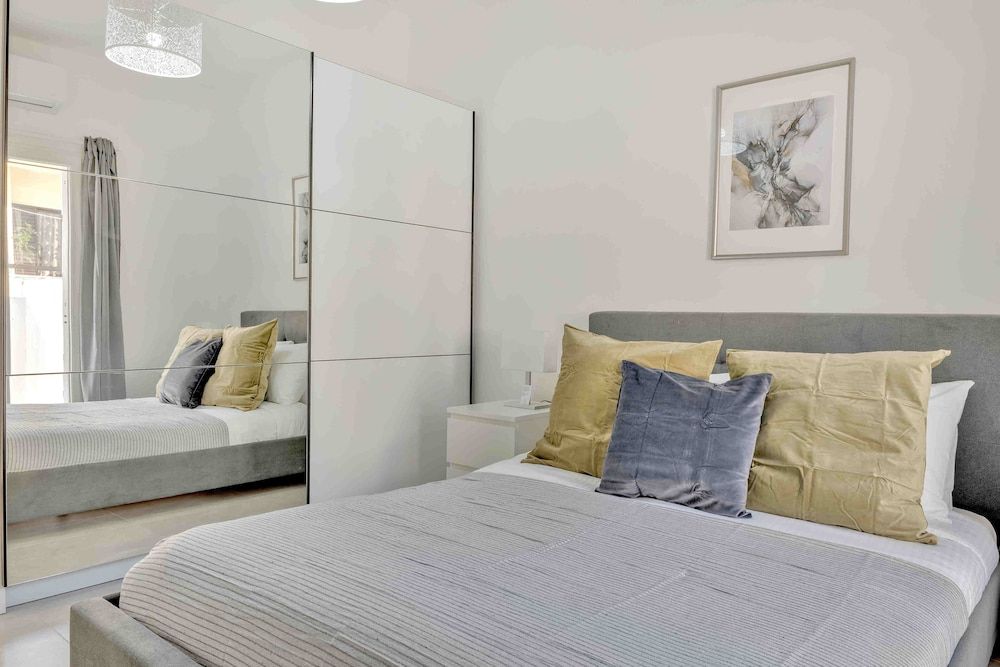 Luxury Apartment