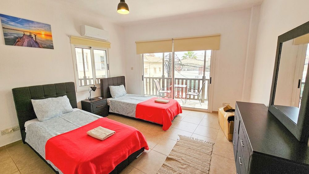 SKY Line City Apartment Family Apartment 2