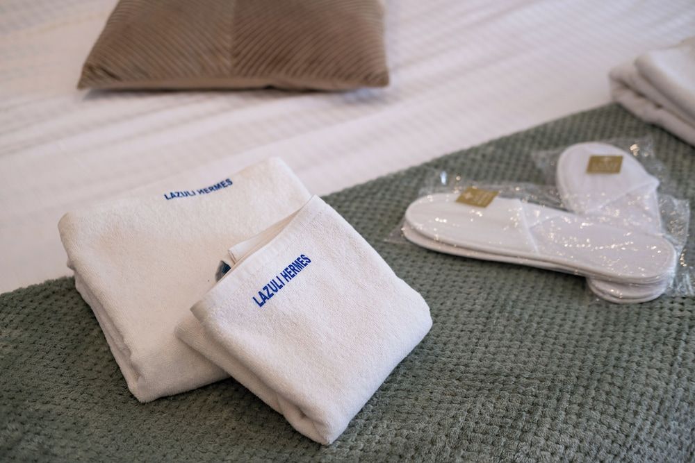 Lazuli Hermes Apartments Deluxe Studio, Balcony, City View 10