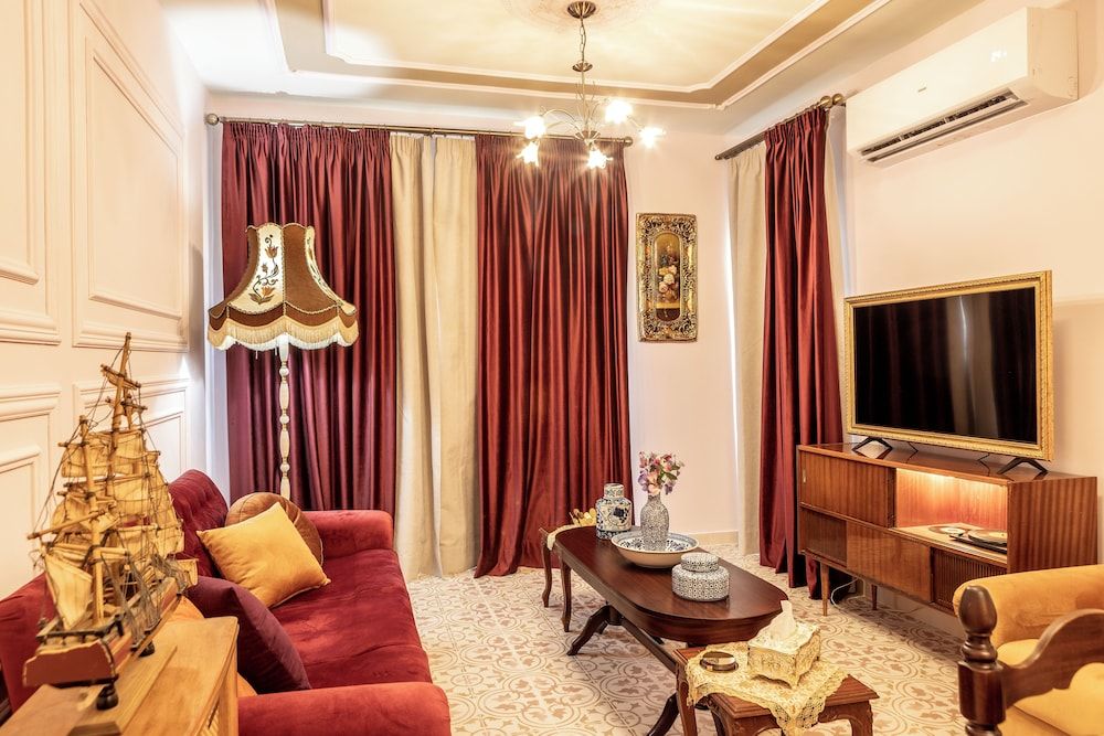 Castle Holiday Apartments Palazzo Tranquillo Two-Bedroom Apartment (B312) 10