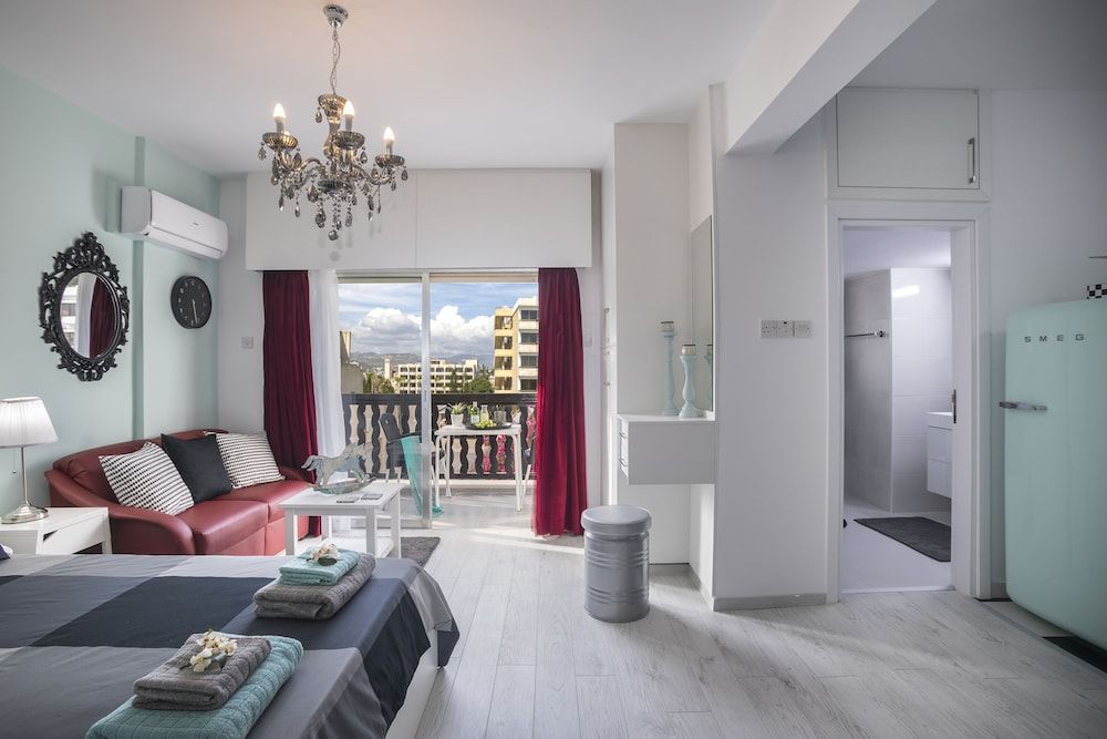 Castle Holiday Apartments Superior Studio (D221) 11