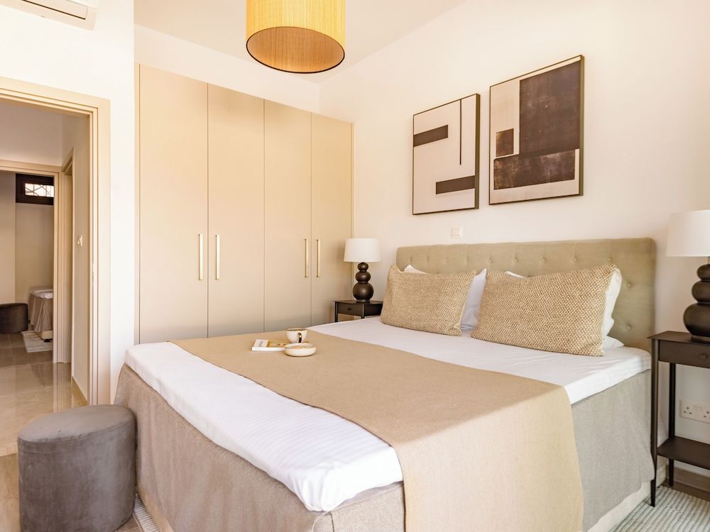 Apartment, 2 Bedrooms, Balcony, City View