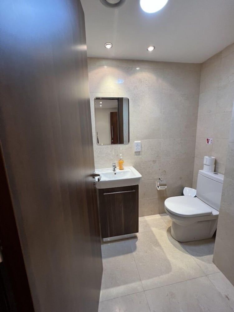 Aphrodite Plaza Luxury Apartment, 2 Bedrooms, Balcony, Sea View 6