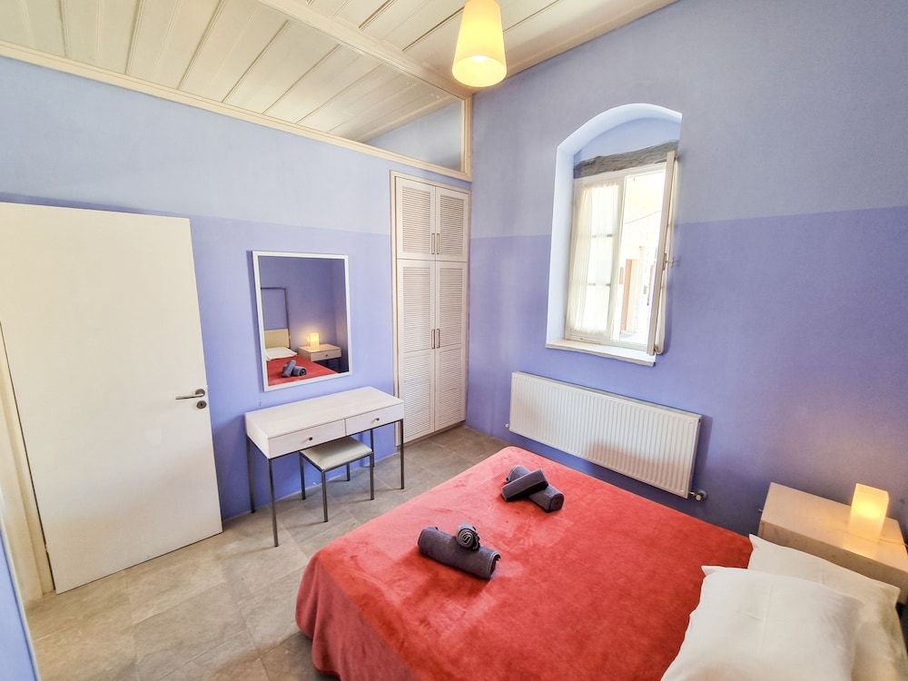 Traditional Apartment