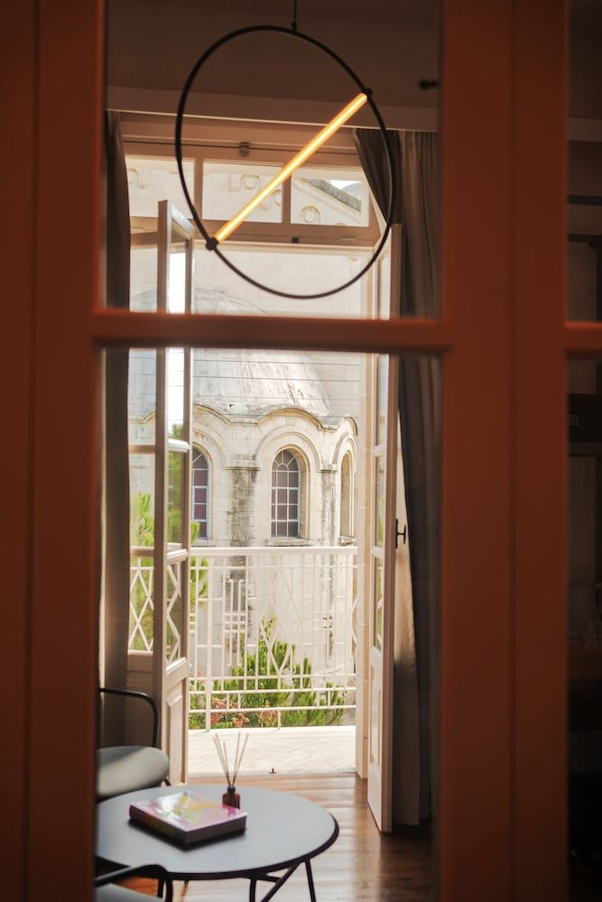 Heart Hotel Grand Suite 4