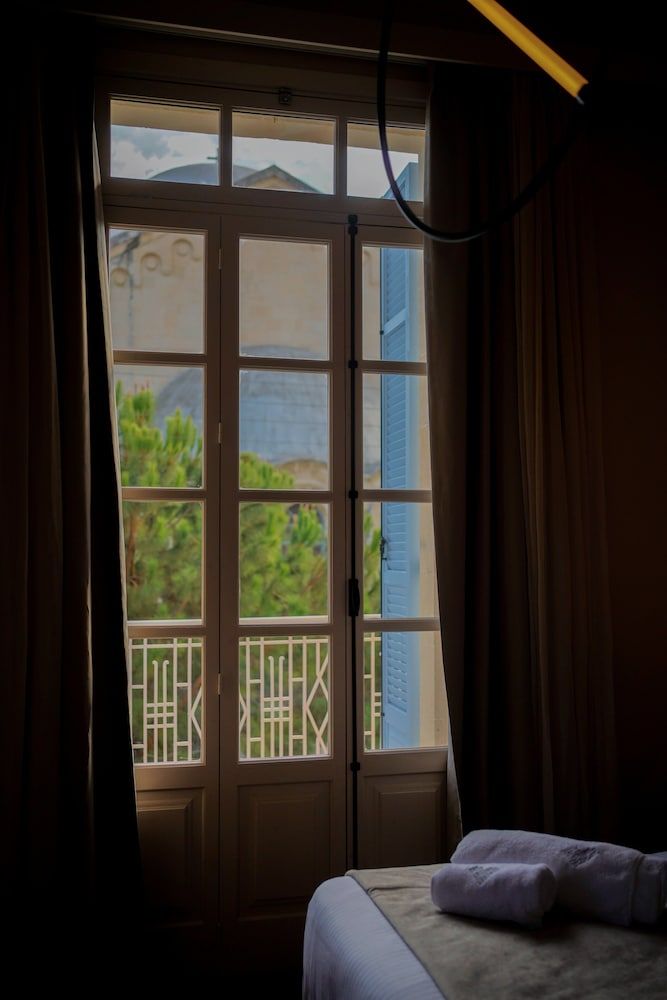 Heart Hotel Junior Suite 8