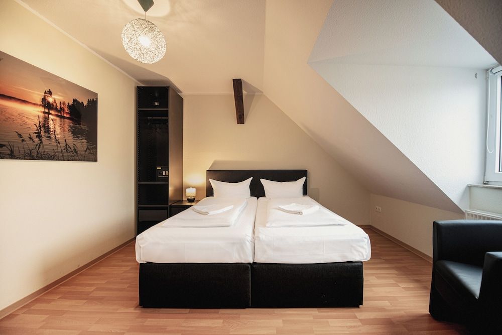 Basic Double Room