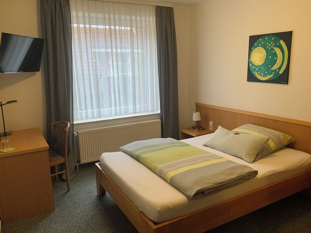 Hotel Alt Oesselse Basic Double Room 3
