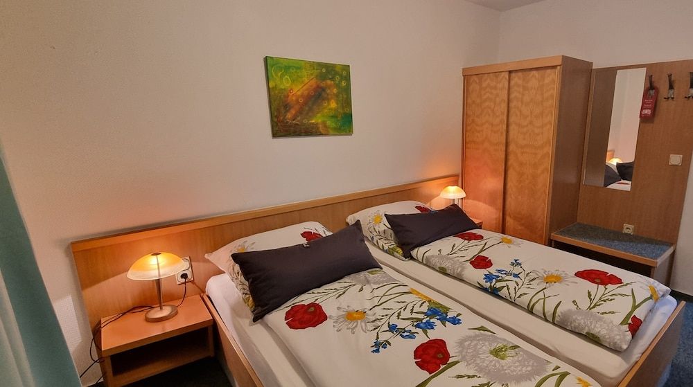 Hotel Alt Oesselse Standard Double or Twin Room 4
