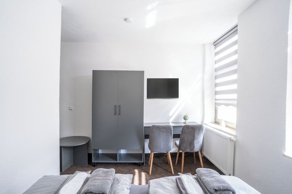 Duisburger Hostel Basic Triple Room 6