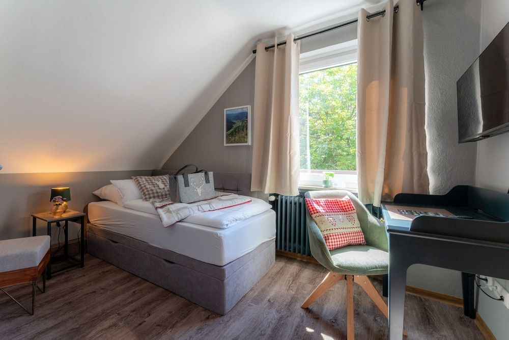 Gasthof Neuhaus Premium Single Room