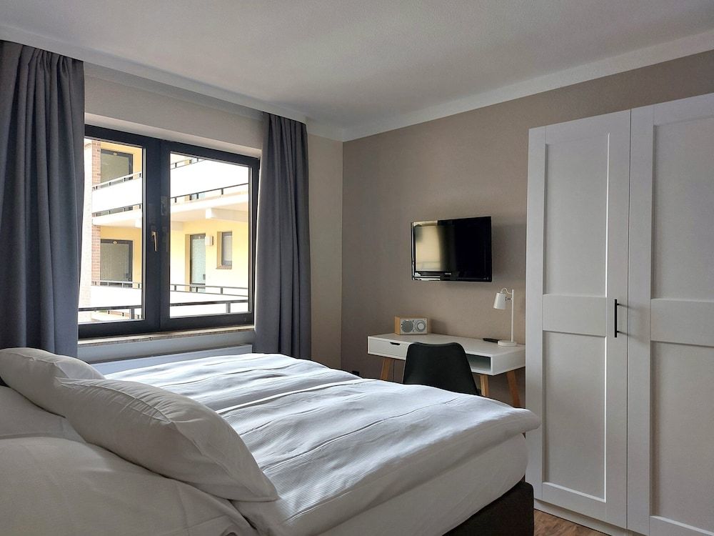 Superior Apartment, Ensuite, Lake View