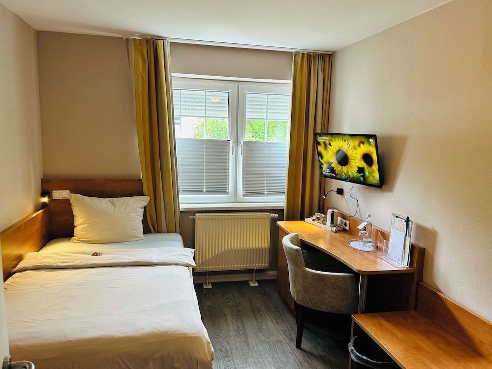 Tauwerk Hotel Comfort Single Room, Non Smoking