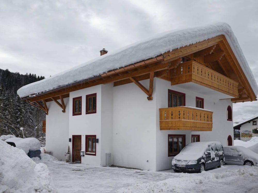 Geroldsee Comfortable Holiday Residence