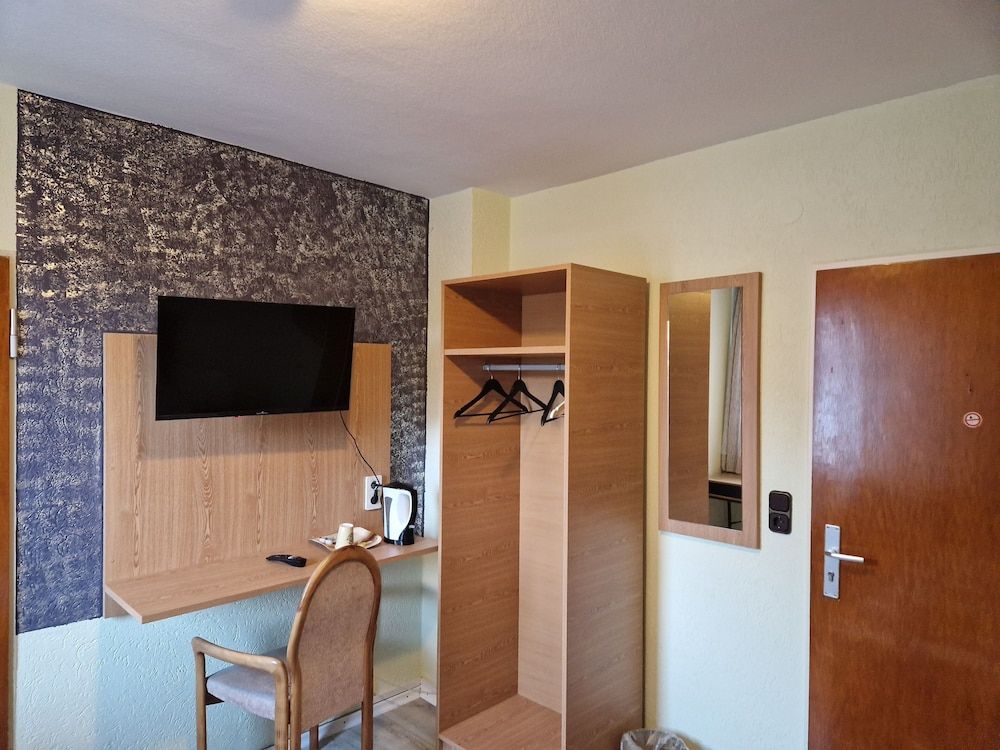 PB Hotel Pension Standard Double or Twin Room 5