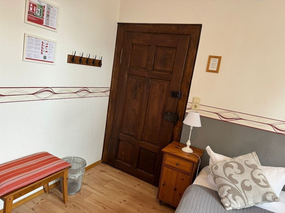 Schloss Hotel Kastellaun Classic Double Room 4