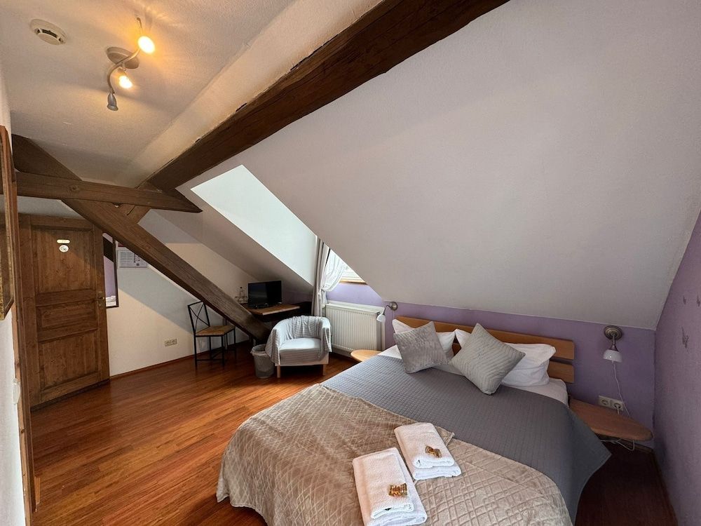 Schloss Hotel Kastellaun Economy Double Room 2