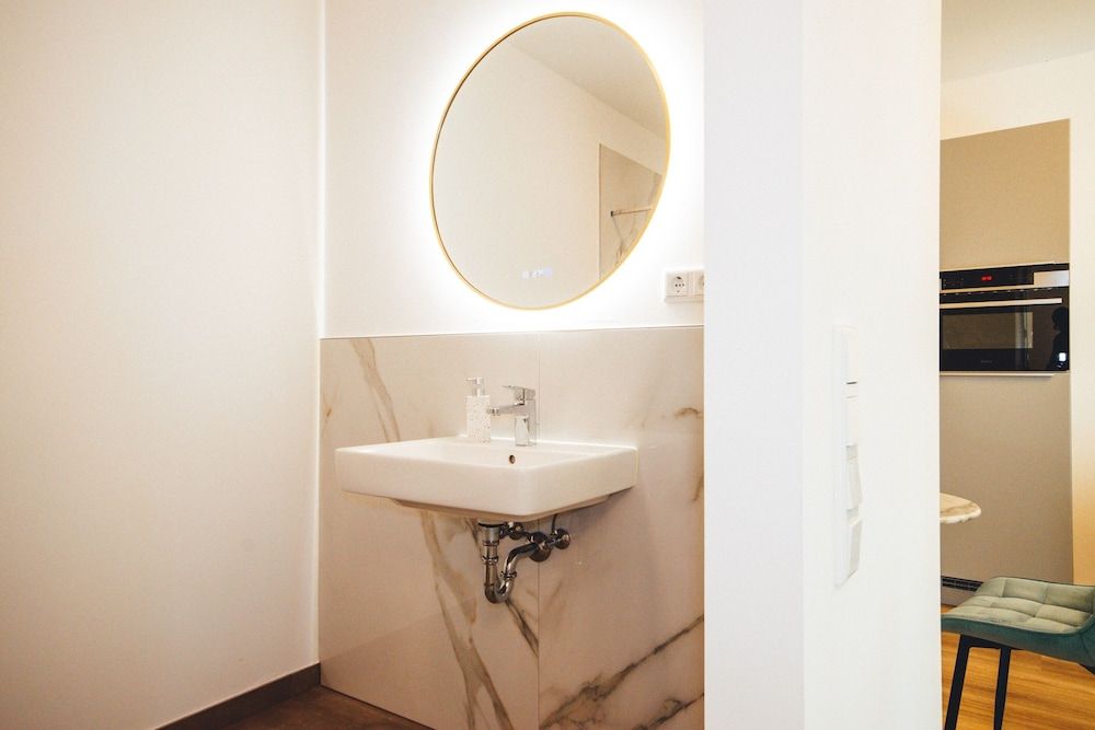 THE WOS Apartments Apartment, Accessible, Private Bathroom 4