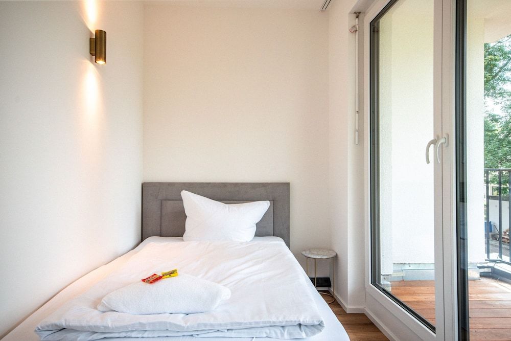 THE WOS Apartments Premium Apartment, Accessible, Private Bathroom (Einzelzimmer)