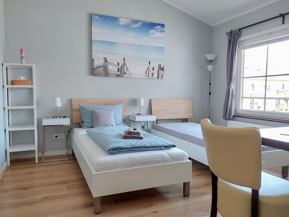 Deluxe Double or Twin Room, Non Smoking, Kitchen (2)