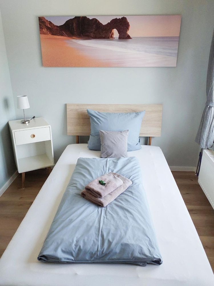 Deluxe Single Room, Non Smoking, Kitchen (7)