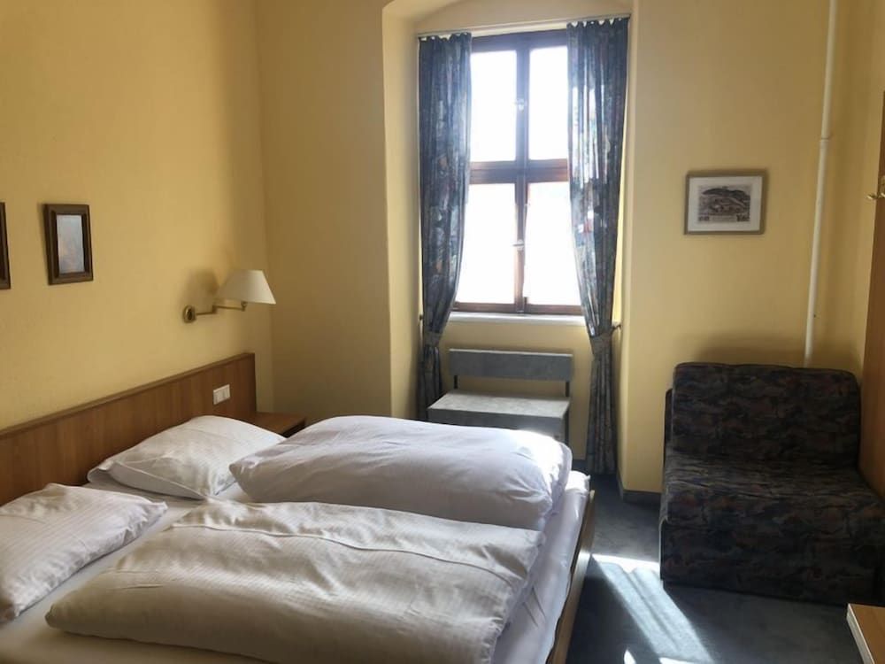 Basic Double Room, 1 Double Bed