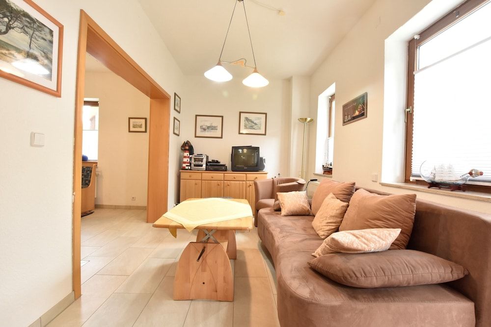 Classic House, Multiple Bedrooms