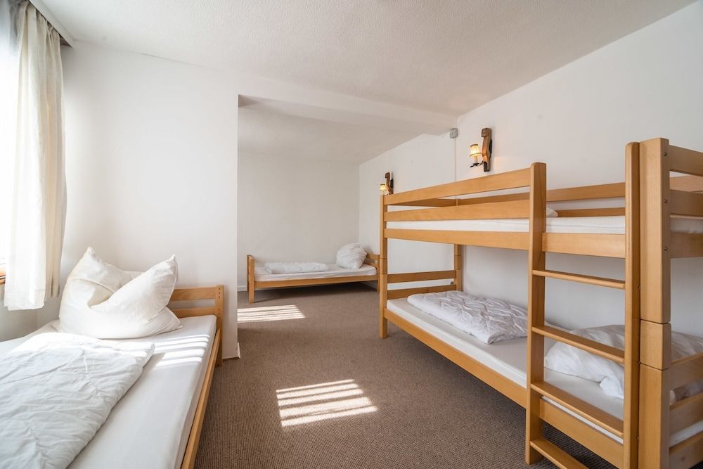 Comfort House, Multiple Bedrooms