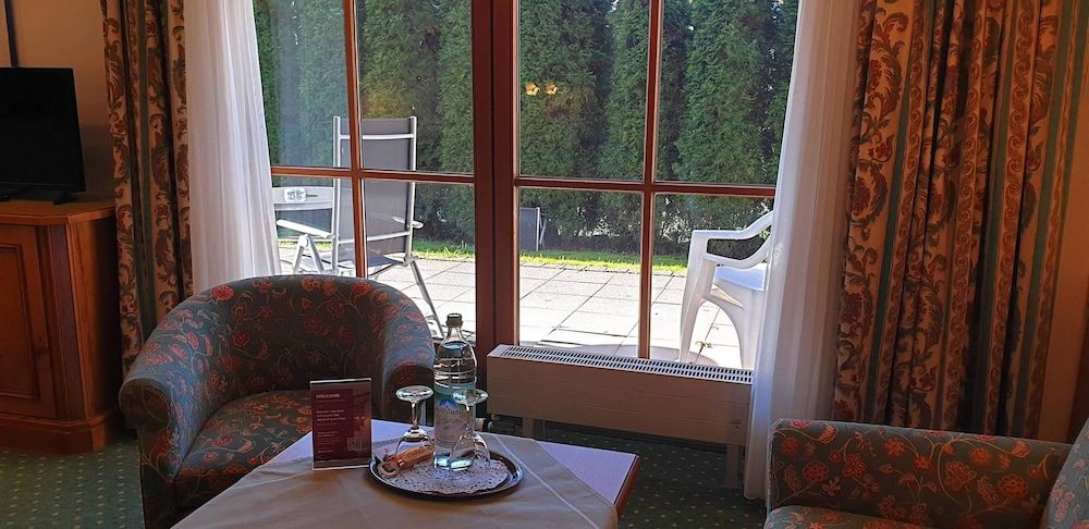 Alpenhotel Rosenhof Ruhpolding Triple Room 2