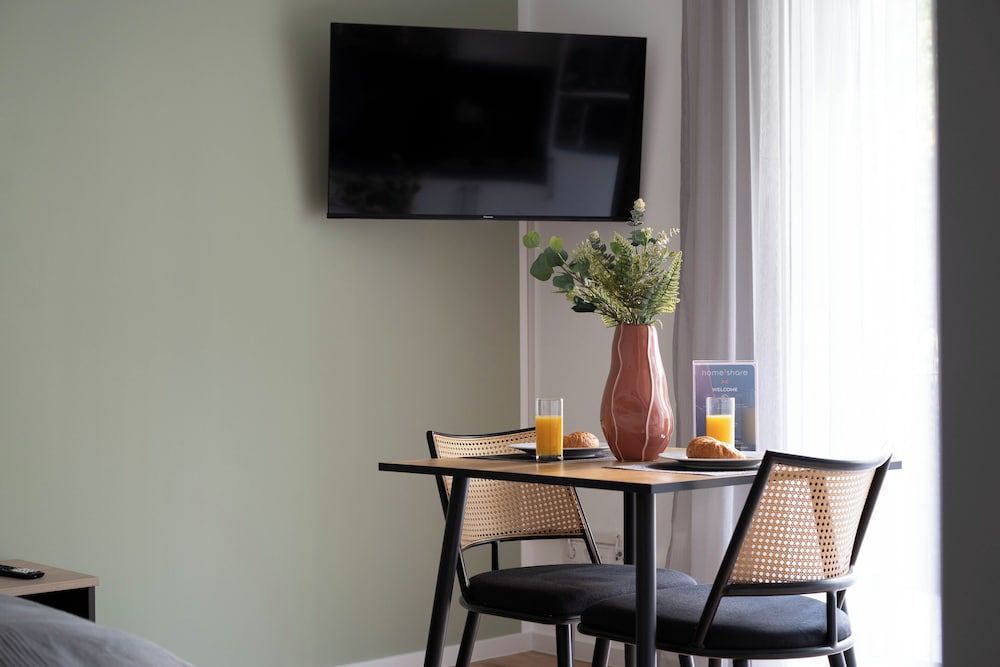 Schöne Apartments in der Innenstadt Deluxe Studio, 1 Queen Bed, Balcony 16