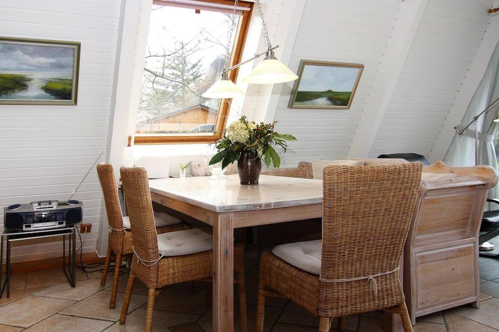 Cottage, Steam