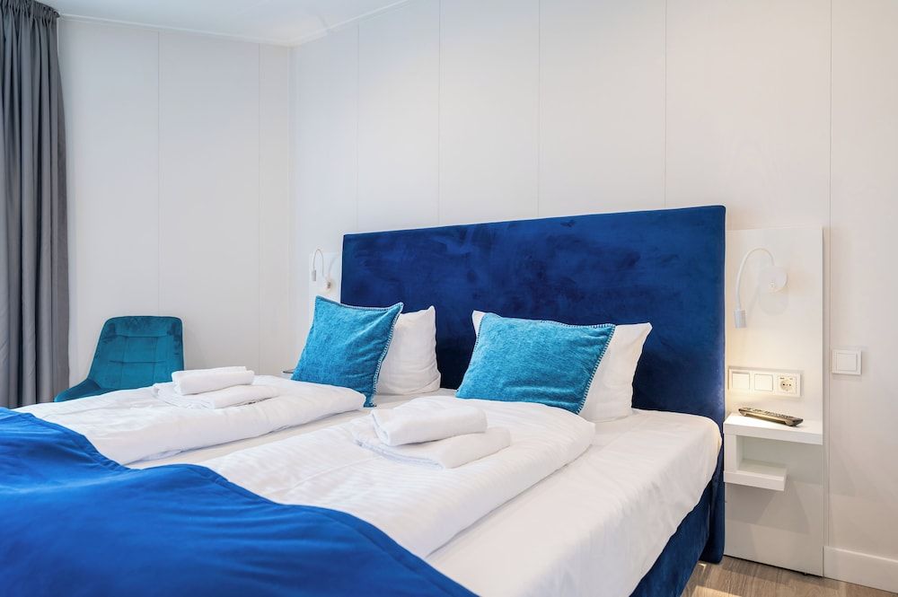 Comfort Double Room, Balcony, Partial Sea View