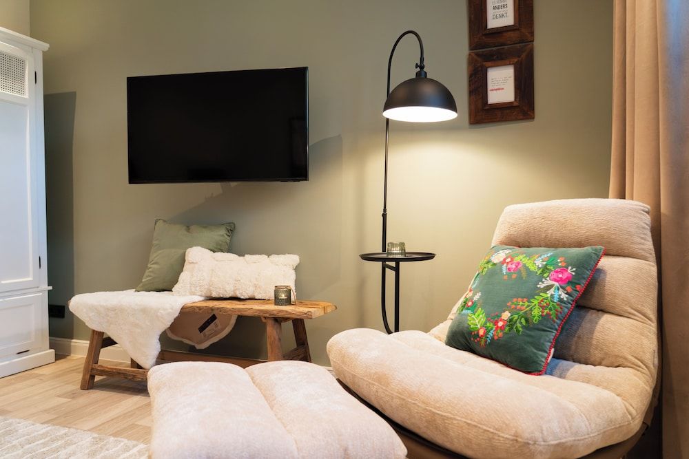 Haus Tonburg - RoLigio-Campus Deluxe Apartment, Balcony, City View 3