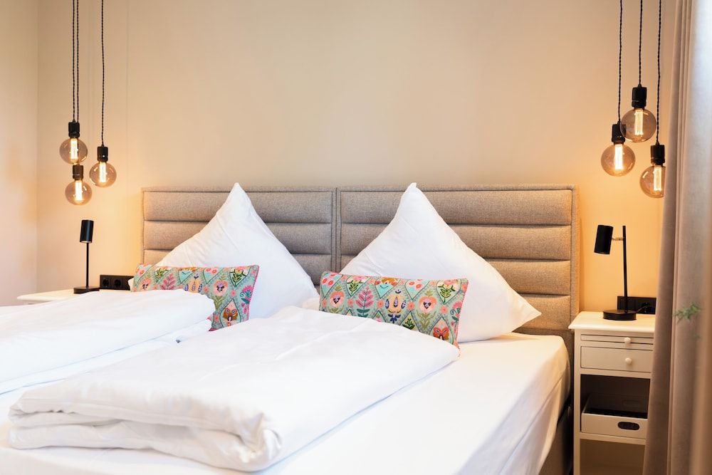 Haus Tonburg - RoLigio-Campus Deluxe Apartment, Balcony, City View