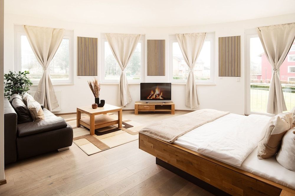 Hotel Vier Jahreszeiten direkt an den Kliniken und Therme Bad Krozingen, nahe Freiburg Superior Double Room, Garden View 3