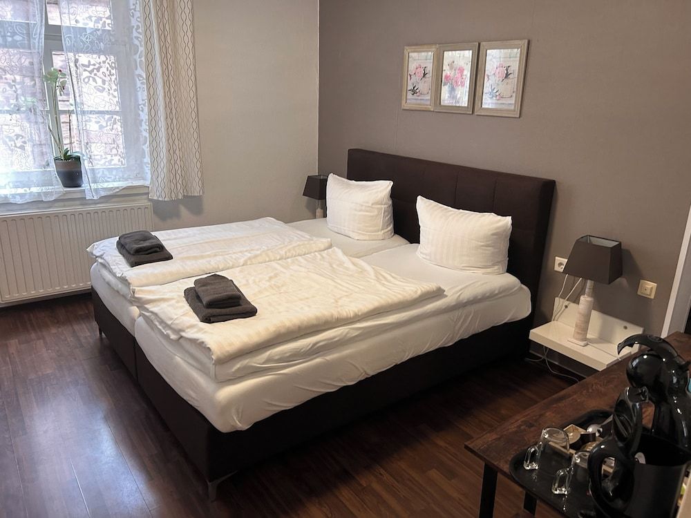 Alte Schlosskurve Hotel & Restaurant Classic Double Room, City View 2
