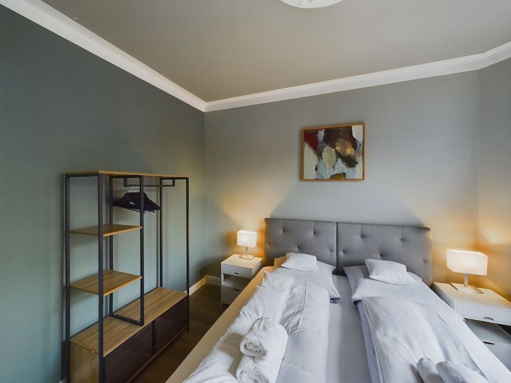 Apartment 4