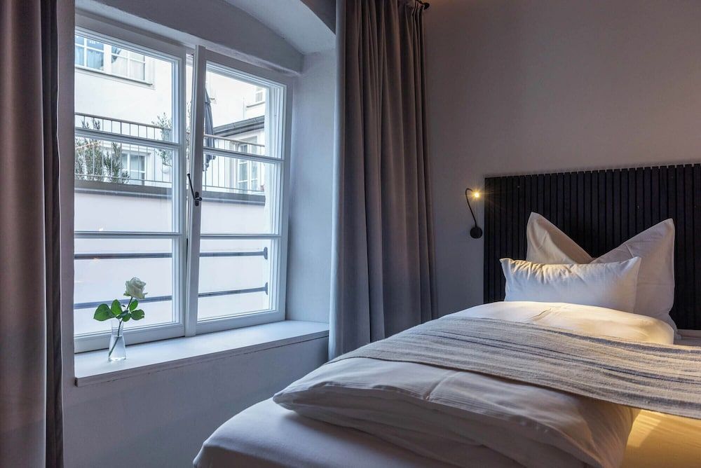 Hotel Kühbacher Classic Double Room, Courtyard View 2